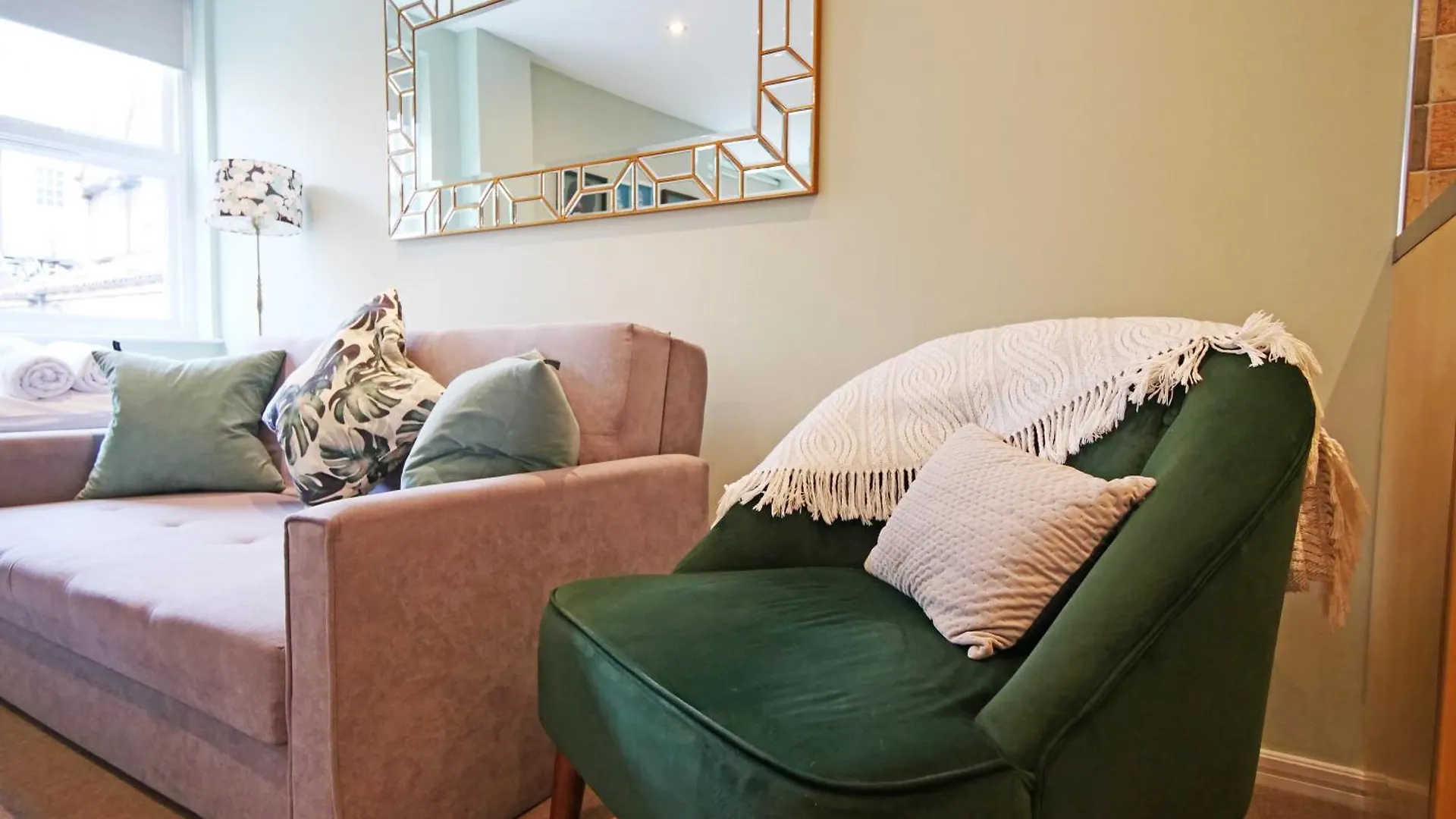 Large Flat - Very Central - Business Stays يورك 0*,  المملكة المتحدة